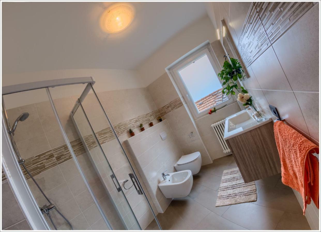 Lake View Terrace Villa Vercana Exterior foto
